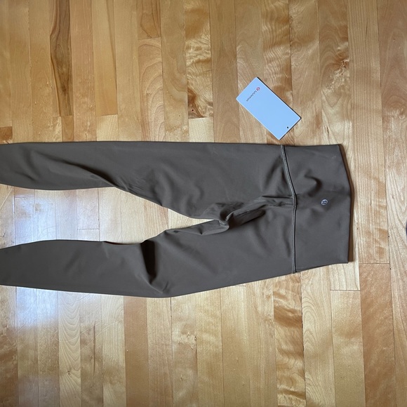 Legging - Picture 3 of 6